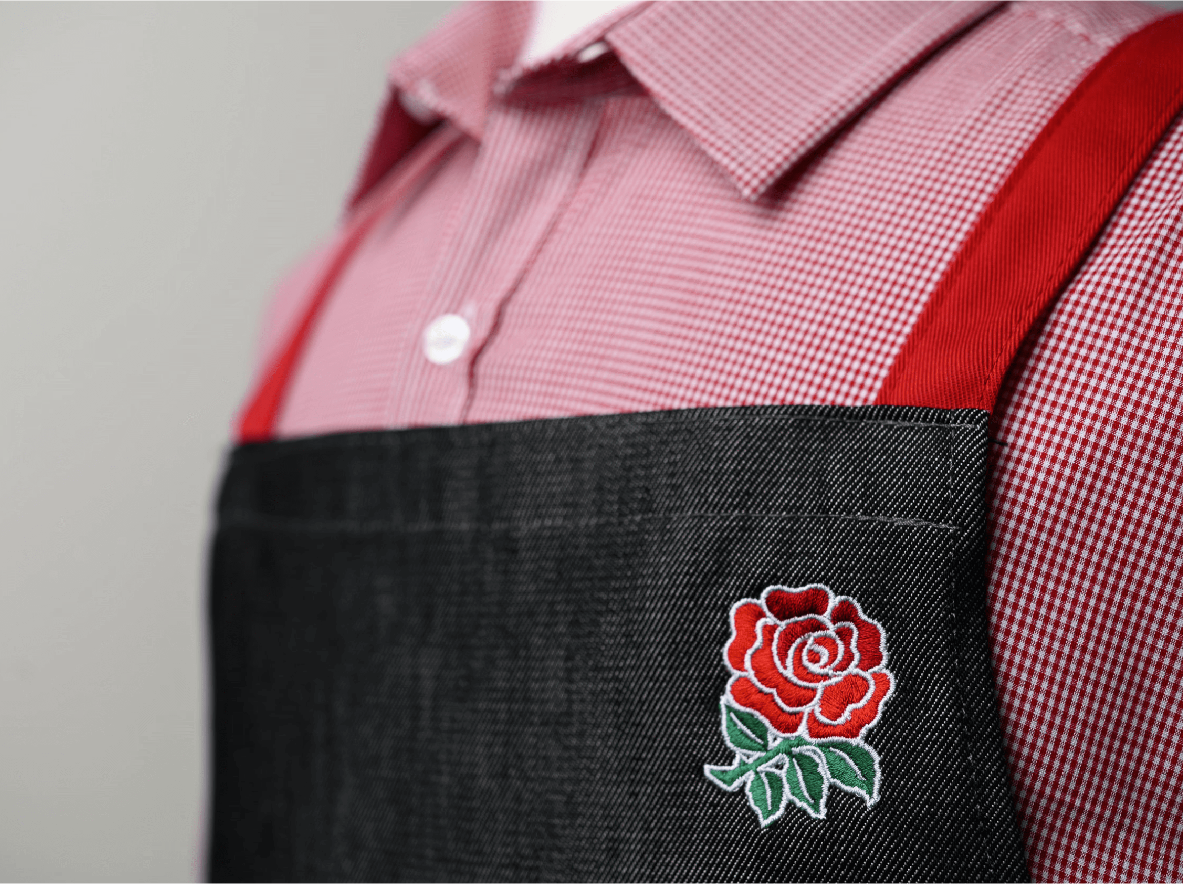 Twickenham%20rose%20apron